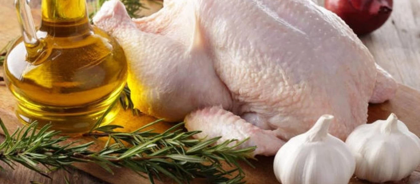 Κοτόπουλο: Πόσες θερμίδες έχει; Τι κάνει η πέτσα;